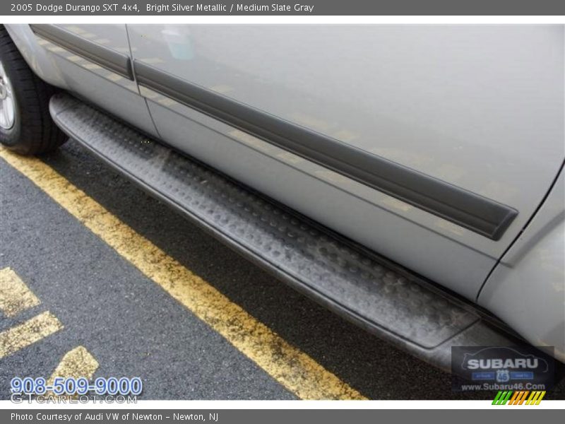 Bright Silver Metallic / Medium Slate Gray 2005 Dodge Durango SXT 4x4