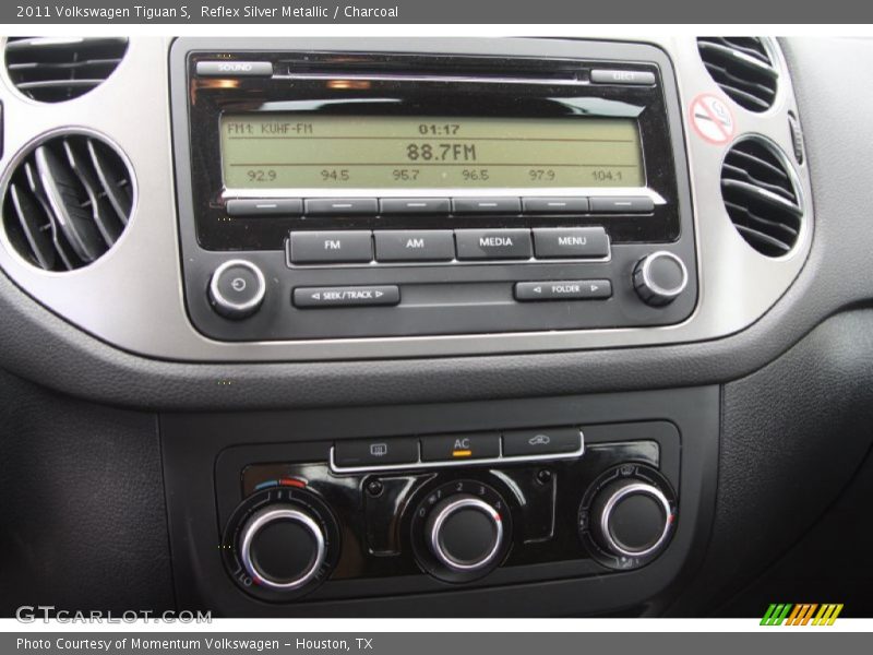 Reflex Silver Metallic / Charcoal 2011 Volkswagen Tiguan S