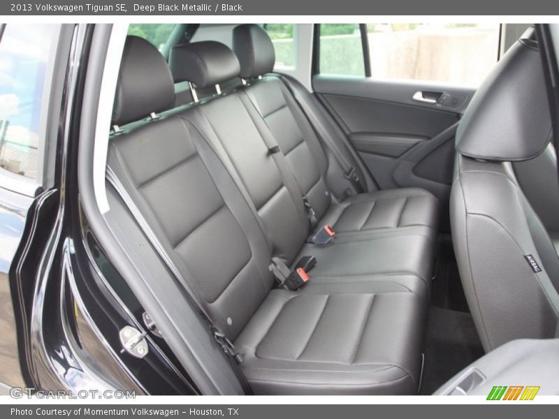 Deep Black Metallic / Black 2013 Volkswagen Tiguan SE