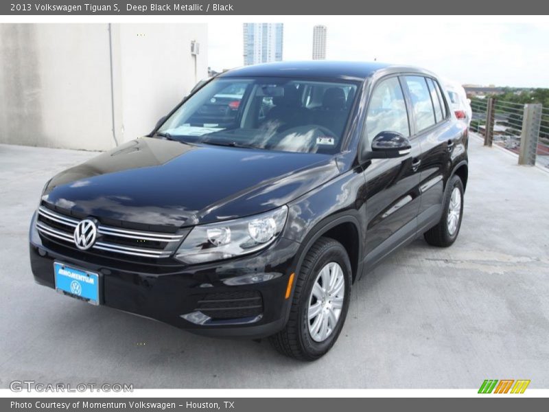 Deep Black Metallic / Black 2013 Volkswagen Tiguan S