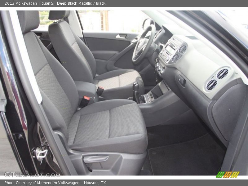 Deep Black Metallic / Black 2013 Volkswagen Tiguan S