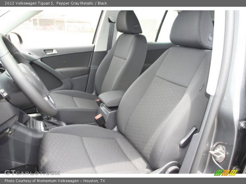 Pepper Gray Metallic / Black 2013 Volkswagen Tiguan S