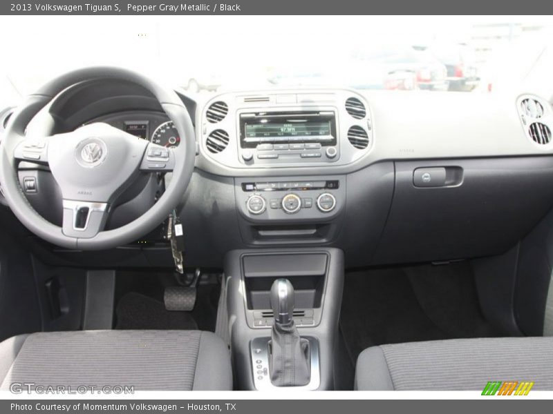 Pepper Gray Metallic / Black 2013 Volkswagen Tiguan S