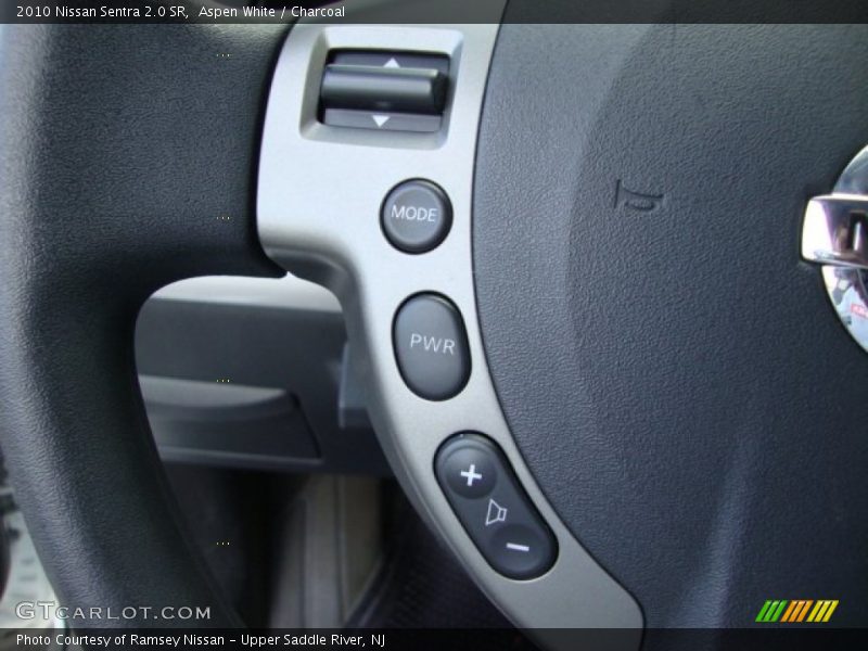 Aspen White / Charcoal 2010 Nissan Sentra 2.0 SR