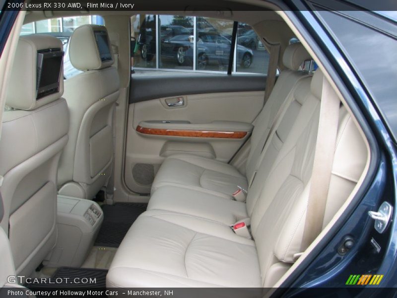 Rear Seat of 2006 RX 330 AWD