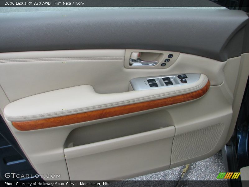 Door Panel of 2006 RX 330 AWD