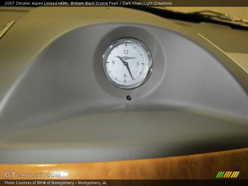 Brilliant Black Crystal Pearl / Dark Khaki/Light Graystone 2007 Chrysler Aspen Limited HEMI