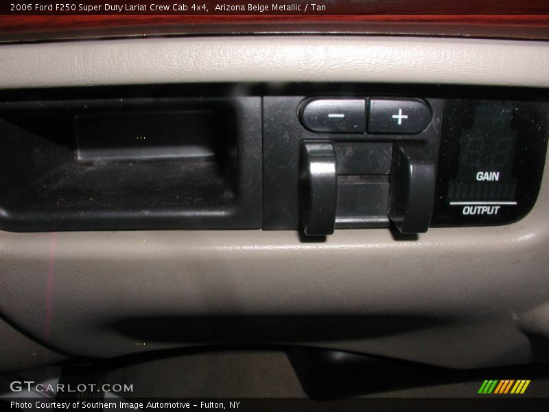 Arizona Beige Metallic / Tan 2006 Ford F250 Super Duty Lariat Crew Cab 4x4