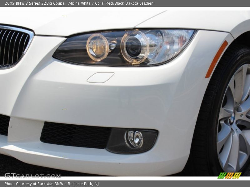 Alpine White / Coral Red/Black Dakota Leather 2009 BMW 3 Series 328xi Coupe