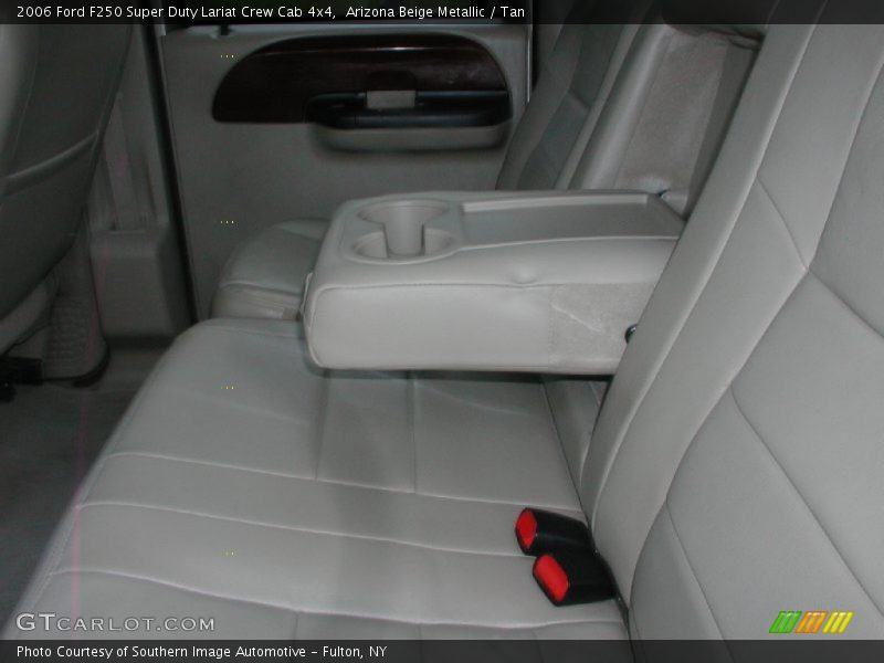 Arizona Beige Metallic / Tan 2006 Ford F250 Super Duty Lariat Crew Cab 4x4