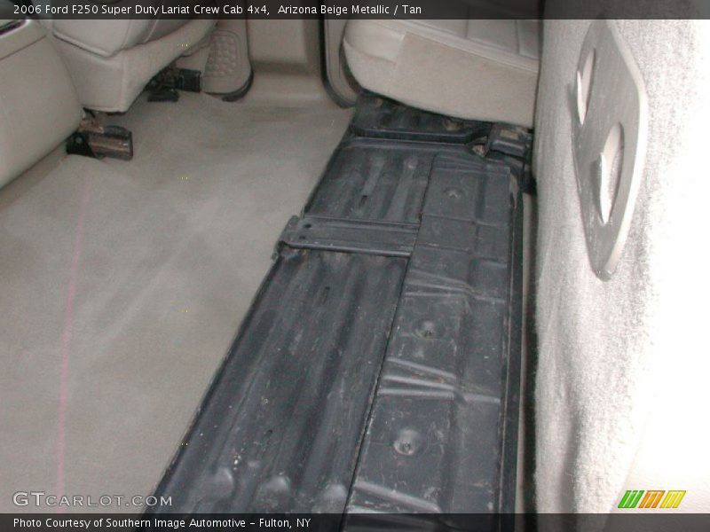 Arizona Beige Metallic / Tan 2006 Ford F250 Super Duty Lariat Crew Cab 4x4