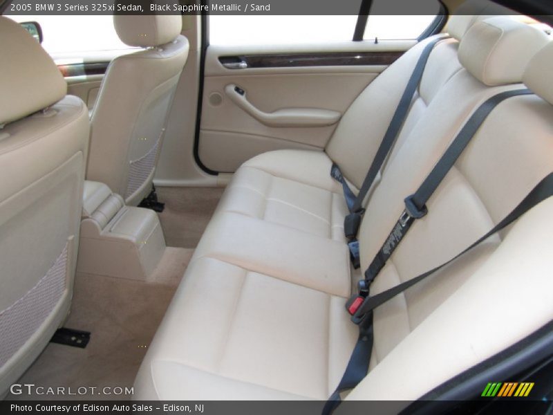 Black Sapphire Metallic / Sand 2005 BMW 3 Series 325xi Sedan