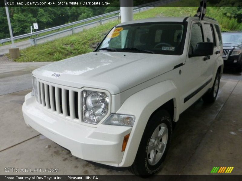 Stone White / Dark Slate Gray 2010 Jeep Liberty Sport 4x4