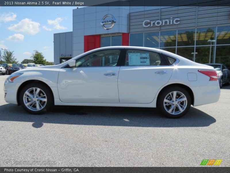 Pearl White / Beige 2013 Nissan Altima 2.5 SV