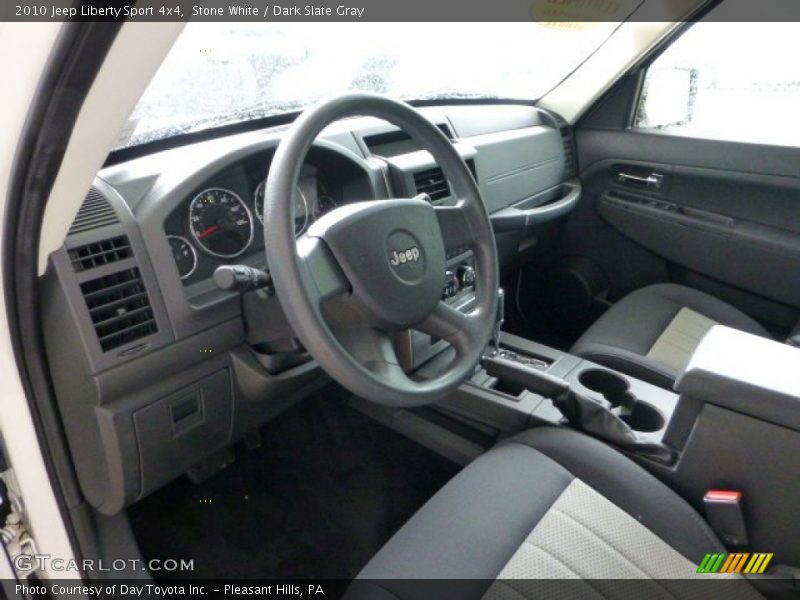 Stone White / Dark Slate Gray 2010 Jeep Liberty Sport 4x4