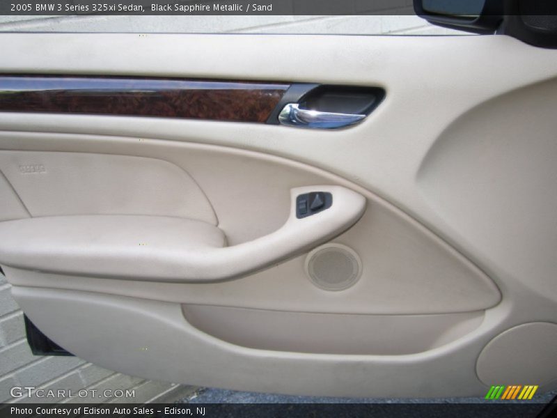 Black Sapphire Metallic / Sand 2005 BMW 3 Series 325xi Sedan