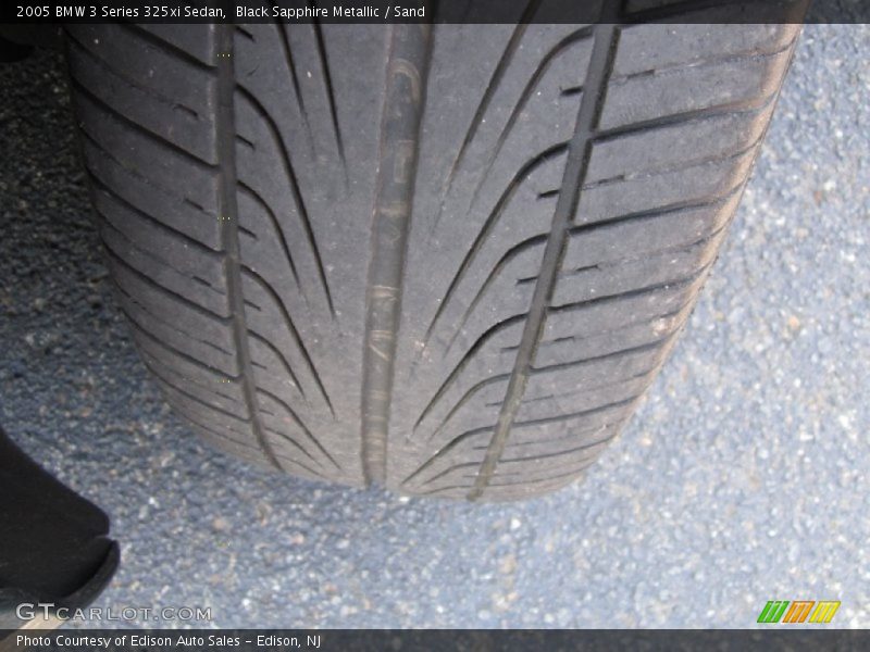 Black Sapphire Metallic / Sand 2005 BMW 3 Series 325xi Sedan