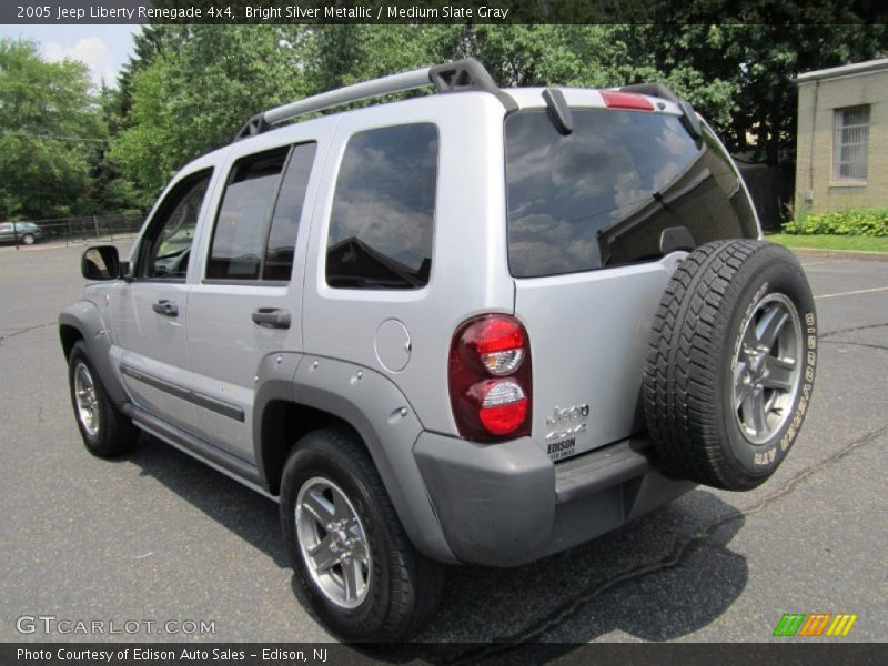 Bright Silver Metallic / Medium Slate Gray 2005 Jeep Liberty Renegade 4x4