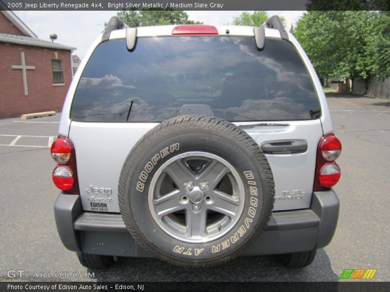 Bright Silver Metallic / Medium Slate Gray 2005 Jeep Liberty Renegade 4x4