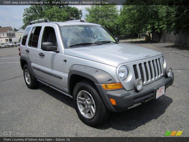 Bright Silver Metallic / Medium Slate Gray 2005 Jeep Liberty Renegade 4x4