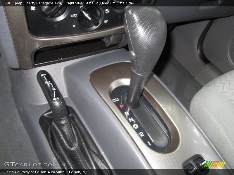 Bright Silver Metallic / Medium Slate Gray 2005 Jeep Liberty Renegade 4x4