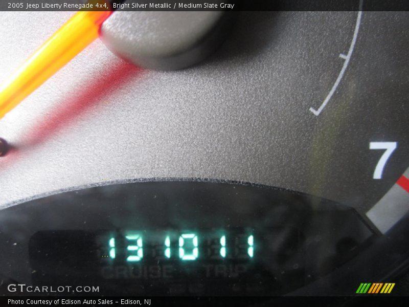 Bright Silver Metallic / Medium Slate Gray 2005 Jeep Liberty Renegade 4x4