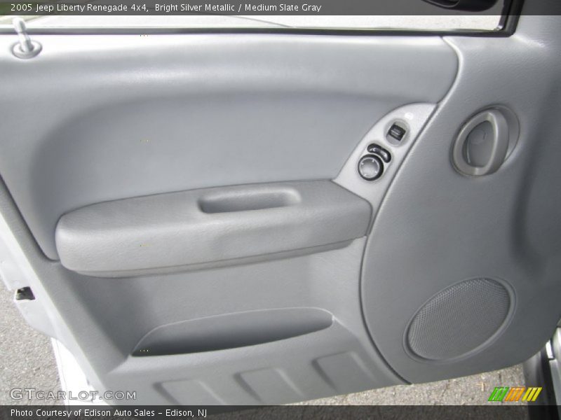 Bright Silver Metallic / Medium Slate Gray 2005 Jeep Liberty Renegade 4x4