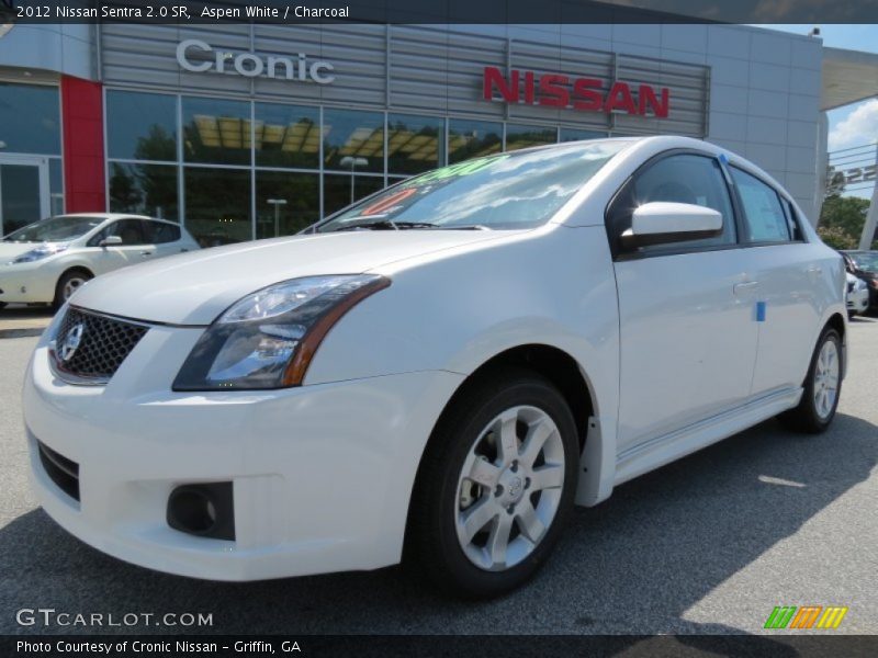 Aspen White / Charcoal 2012 Nissan Sentra 2.0 SR
