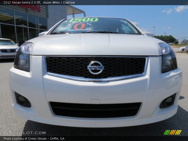 Aspen White / Charcoal 2012 Nissan Sentra 2.0 SR