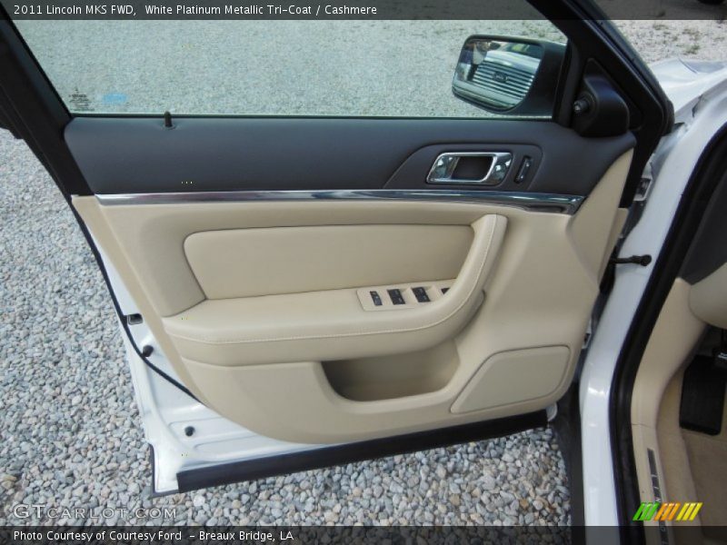 White Platinum Metallic Tri-Coat / Cashmere 2011 Lincoln MKS FWD