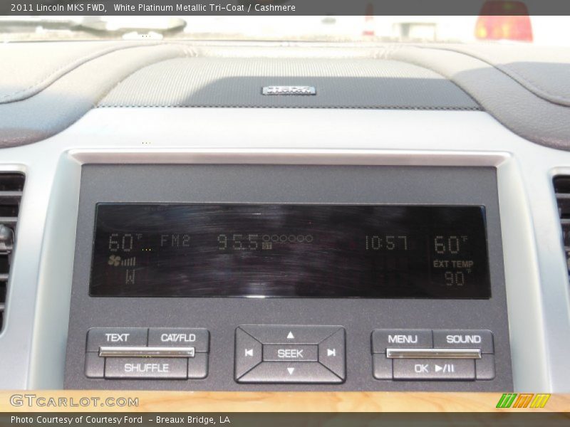 White Platinum Metallic Tri-Coat / Cashmere 2011 Lincoln MKS FWD