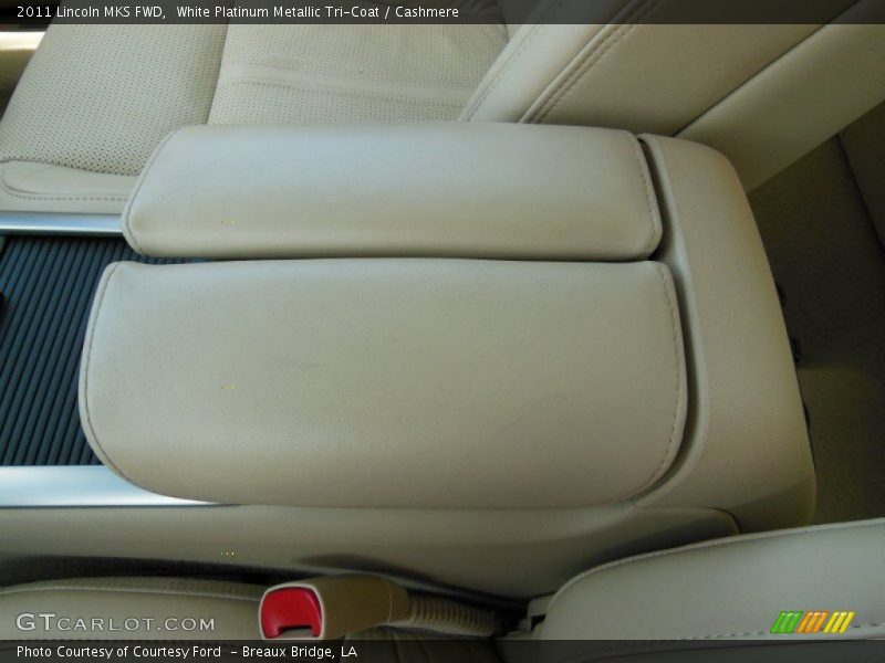 White Platinum Metallic Tri-Coat / Cashmere 2011 Lincoln MKS FWD