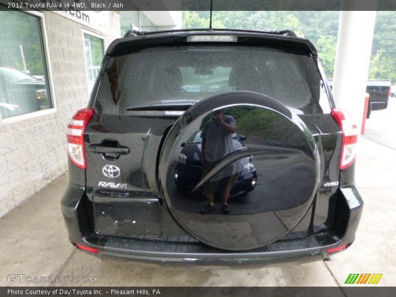 Black / Ash 2012 Toyota RAV4 I4 4WD