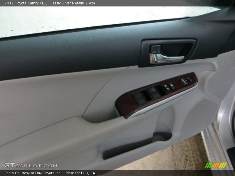 Classic Silver Metallic / Ash 2012 Toyota Camry XLE