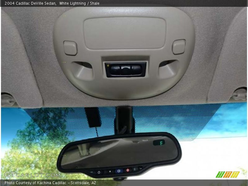 Controls of 2004 DeVille Sedan
