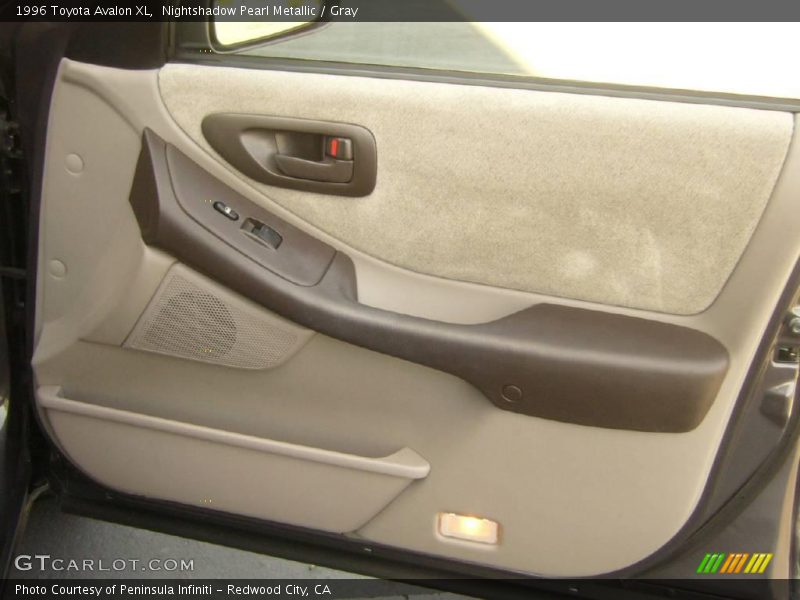 Nightshadow Pearl Metallic / Gray 1996 Toyota Avalon XL