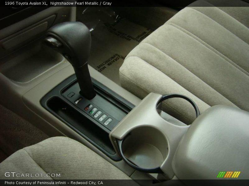 Nightshadow Pearl Metallic / Gray 1996 Toyota Avalon XL