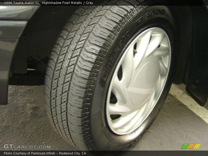 Nightshadow Pearl Metallic / Gray 1996 Toyota Avalon XL
