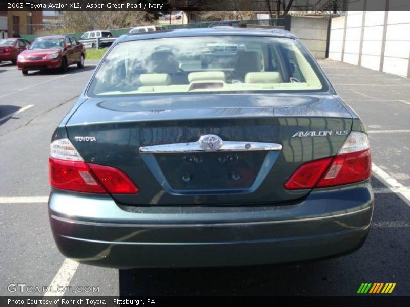 Aspen Green Pearl / Ivory 2003 Toyota Avalon XLS