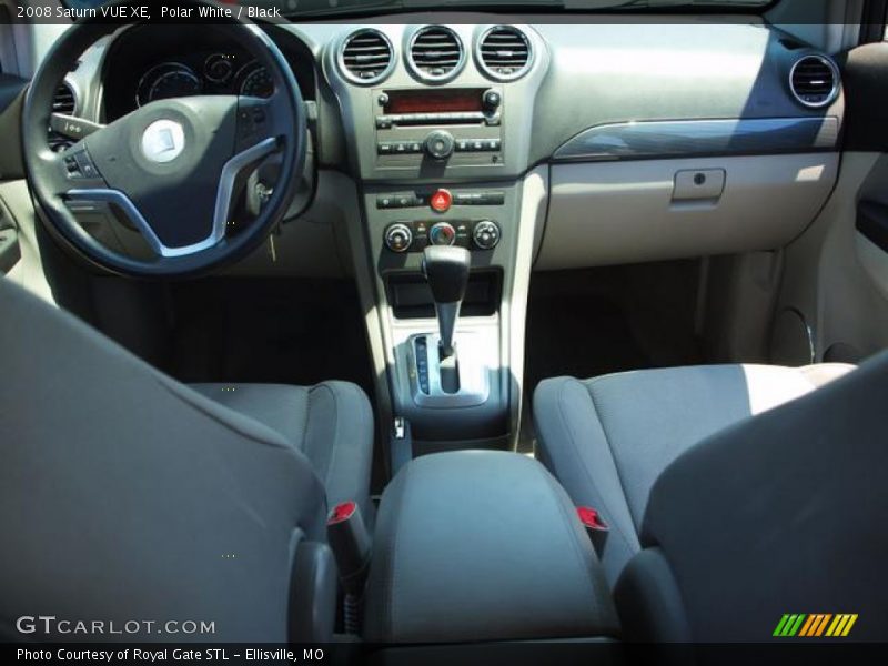 Polar White / Black 2008 Saturn VUE XE