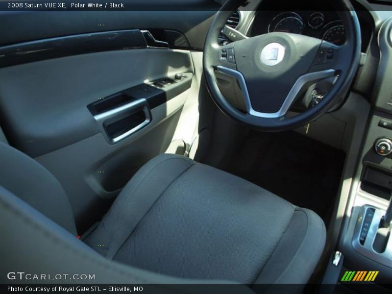 Polar White / Black 2008 Saturn VUE XE