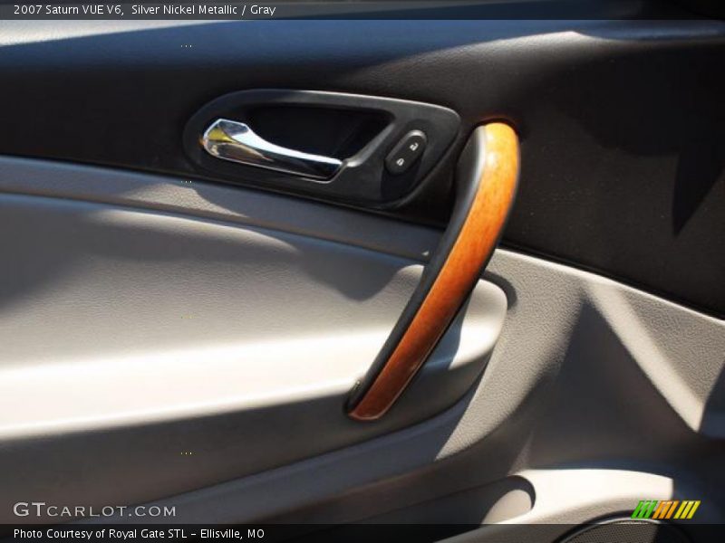 Silver Nickel Metallic / Gray 2007 Saturn VUE V6