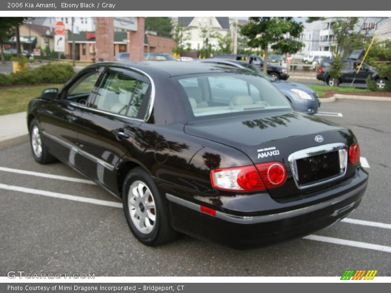 Ebony Black / Gray 2006 Kia Amanti