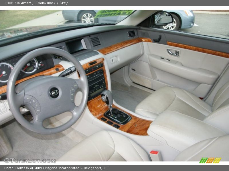 Ebony Black / Gray 2006 Kia Amanti
