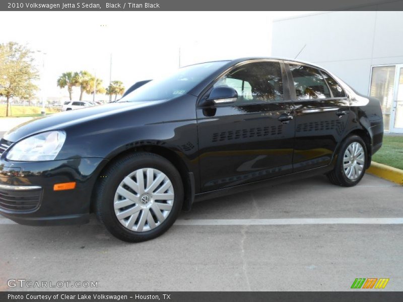Black / Titan Black 2010 Volkswagen Jetta S Sedan