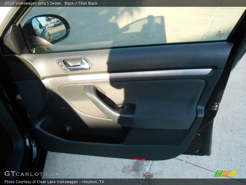 Black / Titan Black 2010 Volkswagen Jetta S Sedan