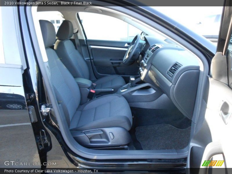 Black / Titan Black 2010 Volkswagen Jetta S Sedan