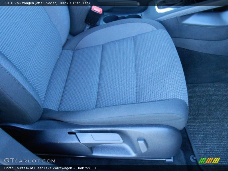 Black / Titan Black 2010 Volkswagen Jetta S Sedan
