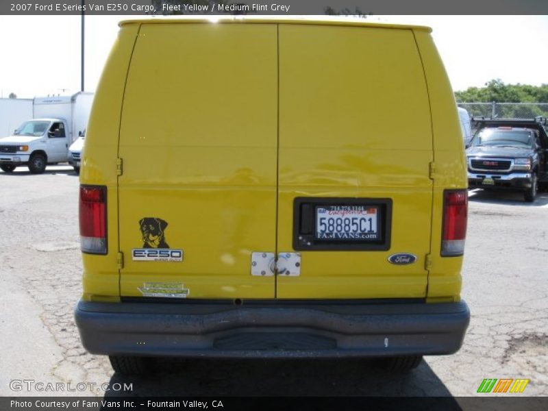 Fleet Yellow / Medium Flint Grey 2007 Ford E Series Van E250 Cargo