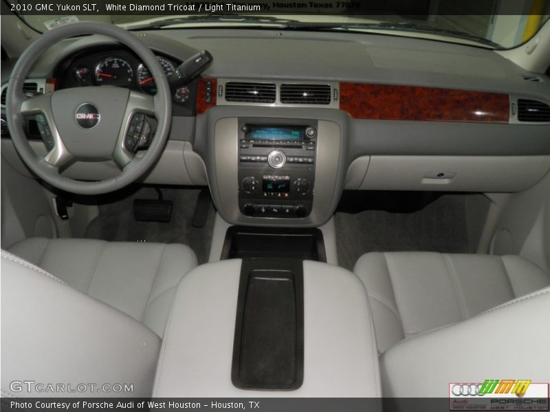 White Diamond Tricoat / Light Titanium 2010 GMC Yukon SLT